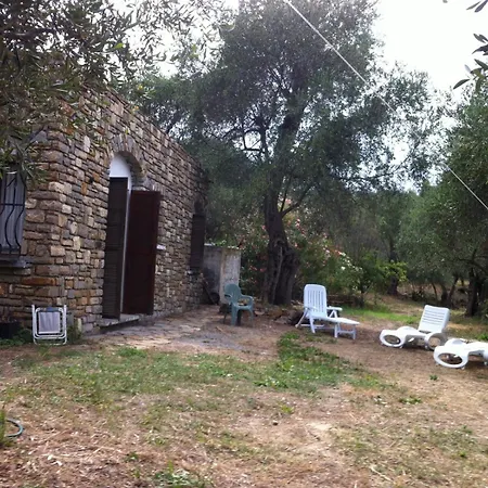 Vivi Tra Mare E Ulivi * دْيانو مارينا