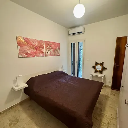 Vivi Tra Mare E Ulivi بيت للعطل دْيانو مارينا