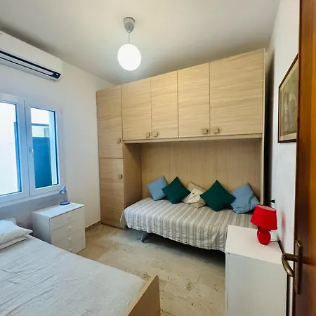 Vivi Tra Mare E Ulivi *