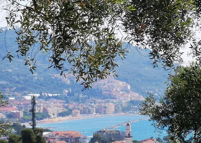 בית נופש Vivi Tra Mare E Ulivi