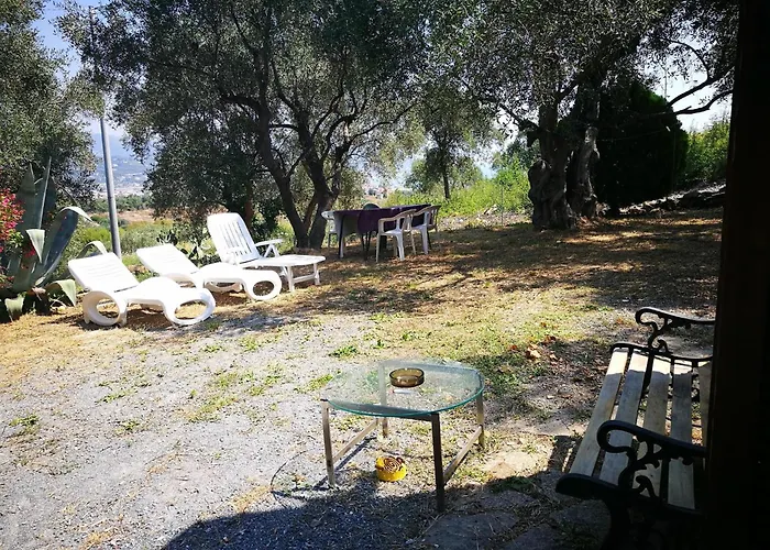 בית נופש Vivi Tra Mare E Ulivi